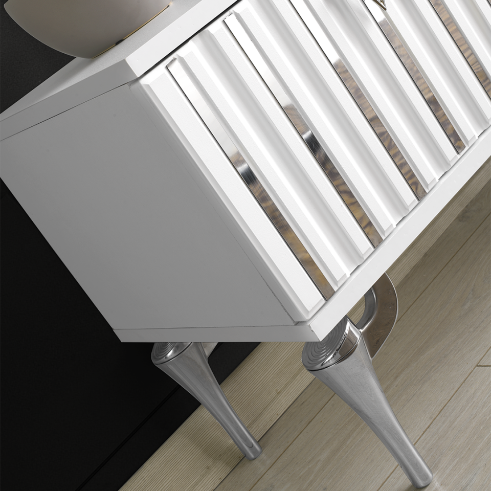 fonksiyonel 150 cm metal ayaklı TV sehpası MDF mebran kapaklı mobilya